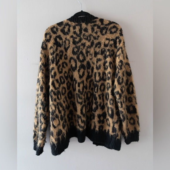ASOS Cheetah Print Cardigan - Picture 2 of 2